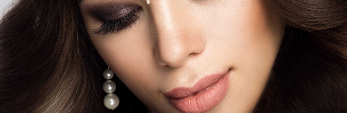LipsNLashes Makeup Cover Image